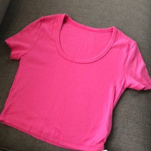 American Apparel || Cropped Hot Pink Cropped Tee